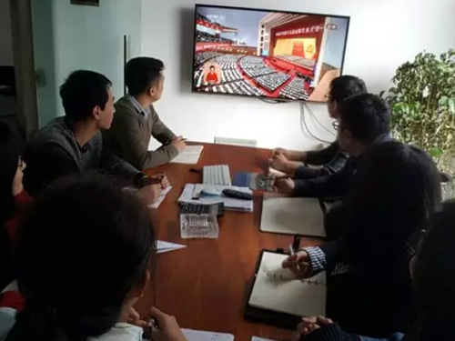 济南分公司组织全体党员观看学习.jpg